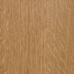Quarter Sawn White Oak - PCL Crystal Shore (D22N12780)